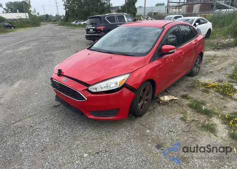 2016 Ford Focus Se z USA, uszkodzony, nr VIN 1FADP3F24GL403372